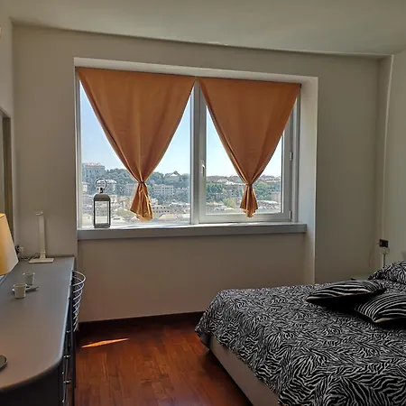 Lambruschini With View - Free Covered Parking Genova
